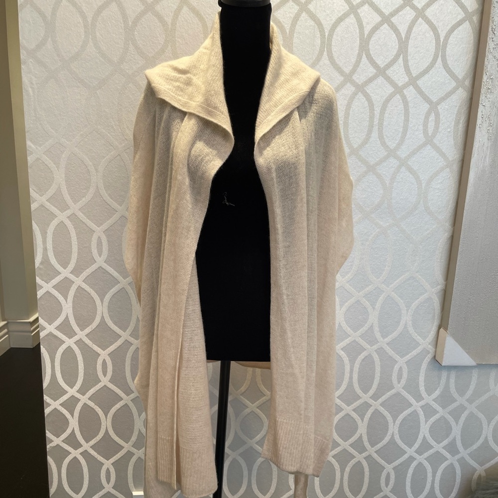 White+Warren Hooded Cashmere Wrap